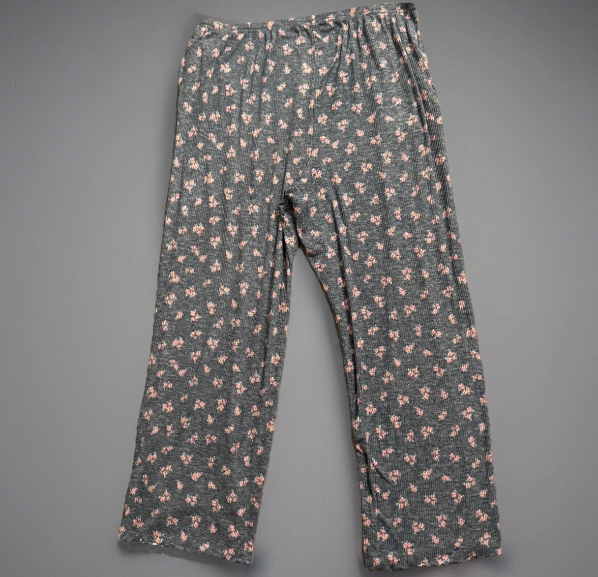 LAURA ASHLEY Pajama Set Womens 1X-Large Gray Pink Floral Short Sleeve Top/Pants