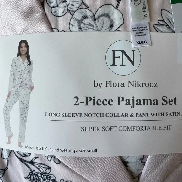 Flora Nikrooz Teal and White Pajama Set Satin Accents 2 Piece
