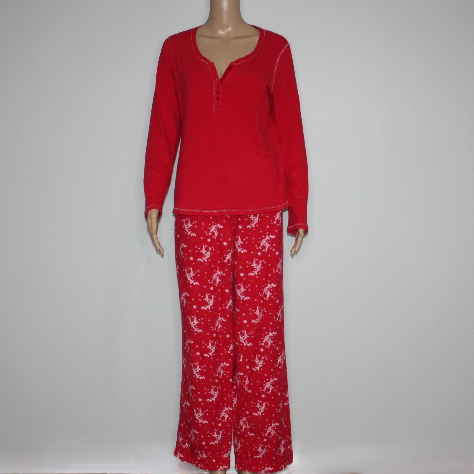Jessica Women's Winter Holiday Christmas Pajamas PJs with Reindeer size M 10-12
