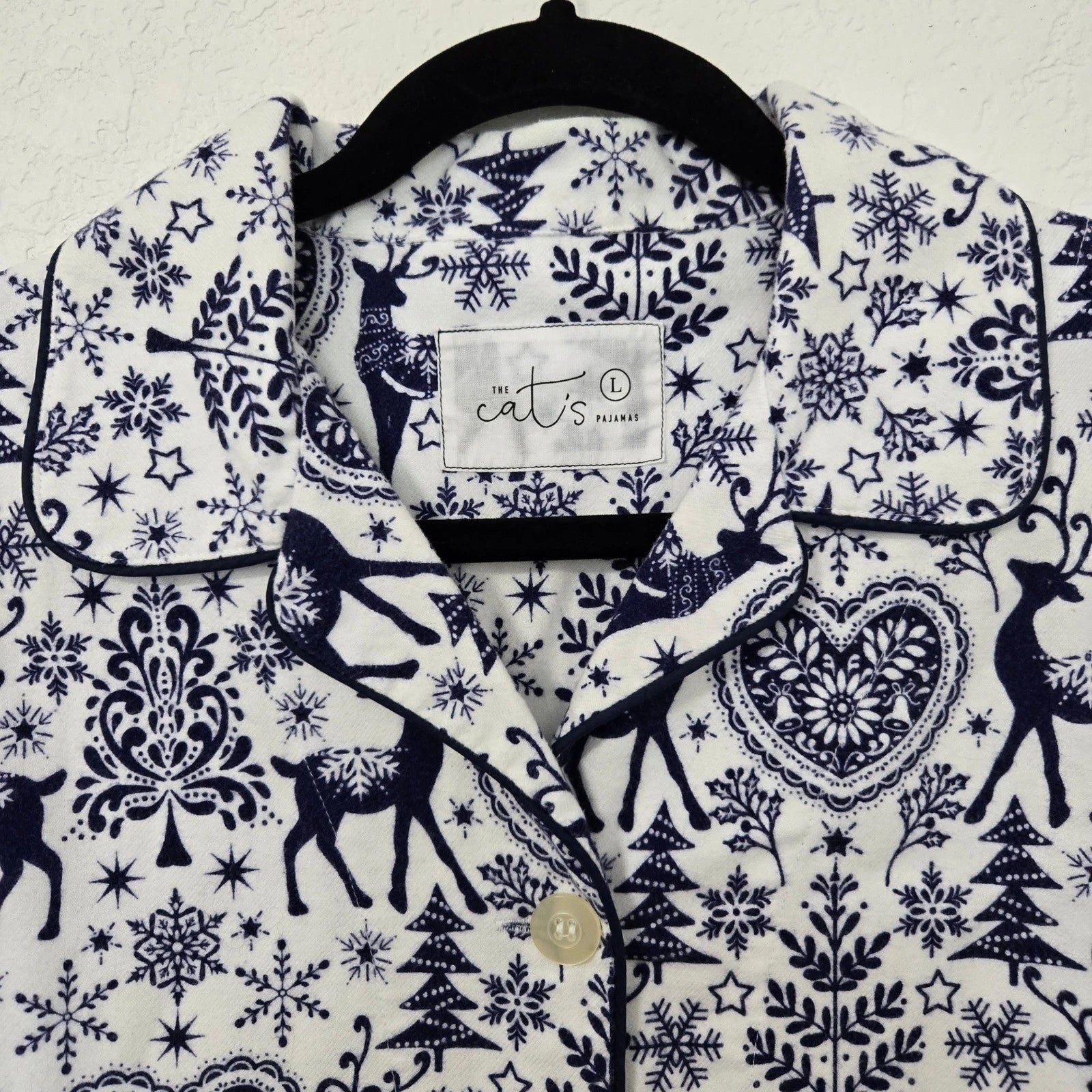 The Cats Pajamas Reindeer PJ Set Womens White Blue Holiday Christmas Loungewear