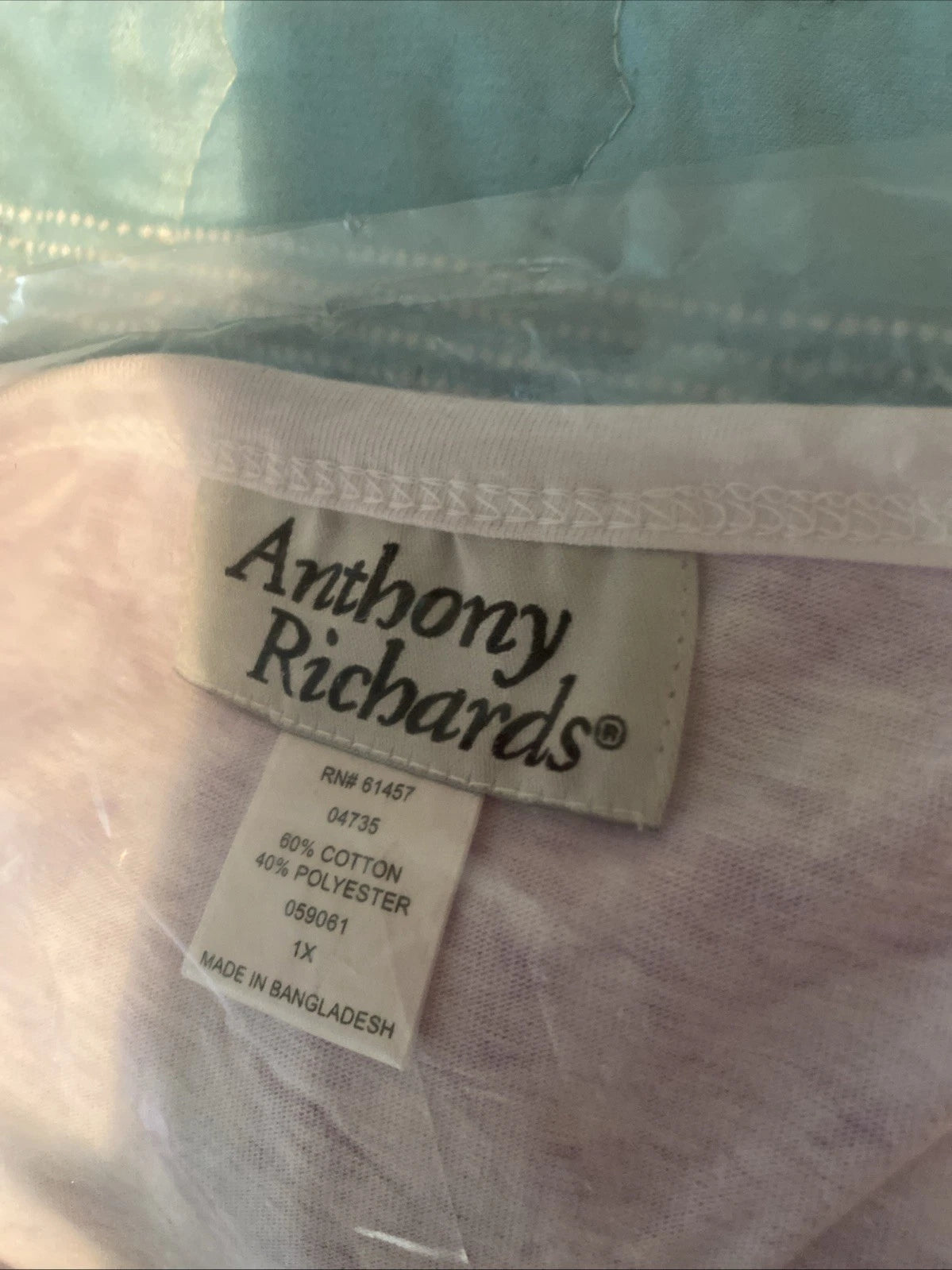 V-Neck Lace Trim Floral Pattern 2-Piece Pajama Set 1x Size