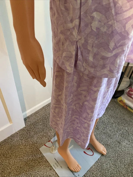 V-Neck Lace Trim Floral Pattern 2-Piece Pajama Set 1x Size