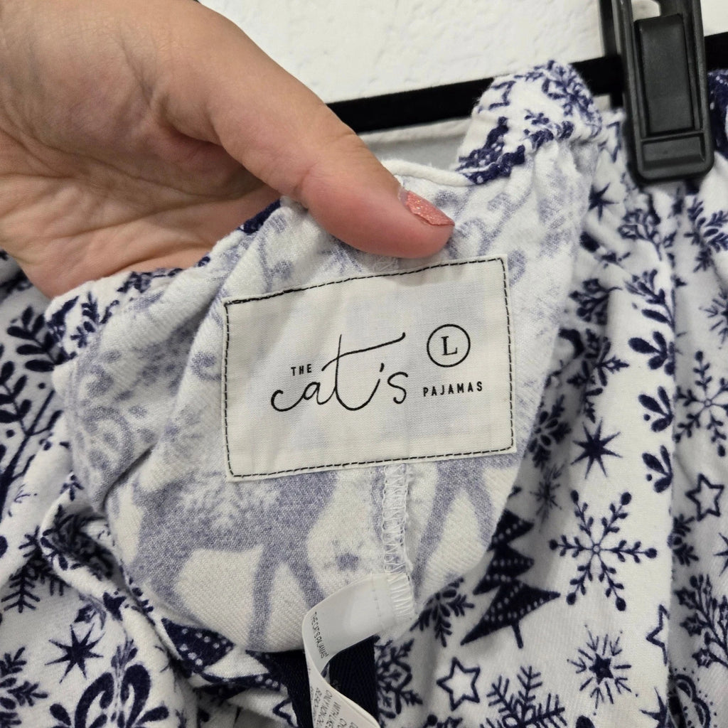 The Cats Pajamas Reindeer PJ Set Womens White Blue Holiday Christmas Loungewear