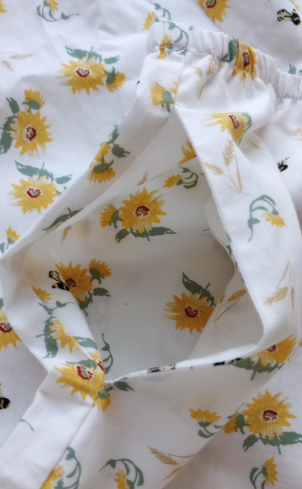 Cuddledown Short Pajama Set, Womens XL Button Top, Yellow Flower and Bee Design