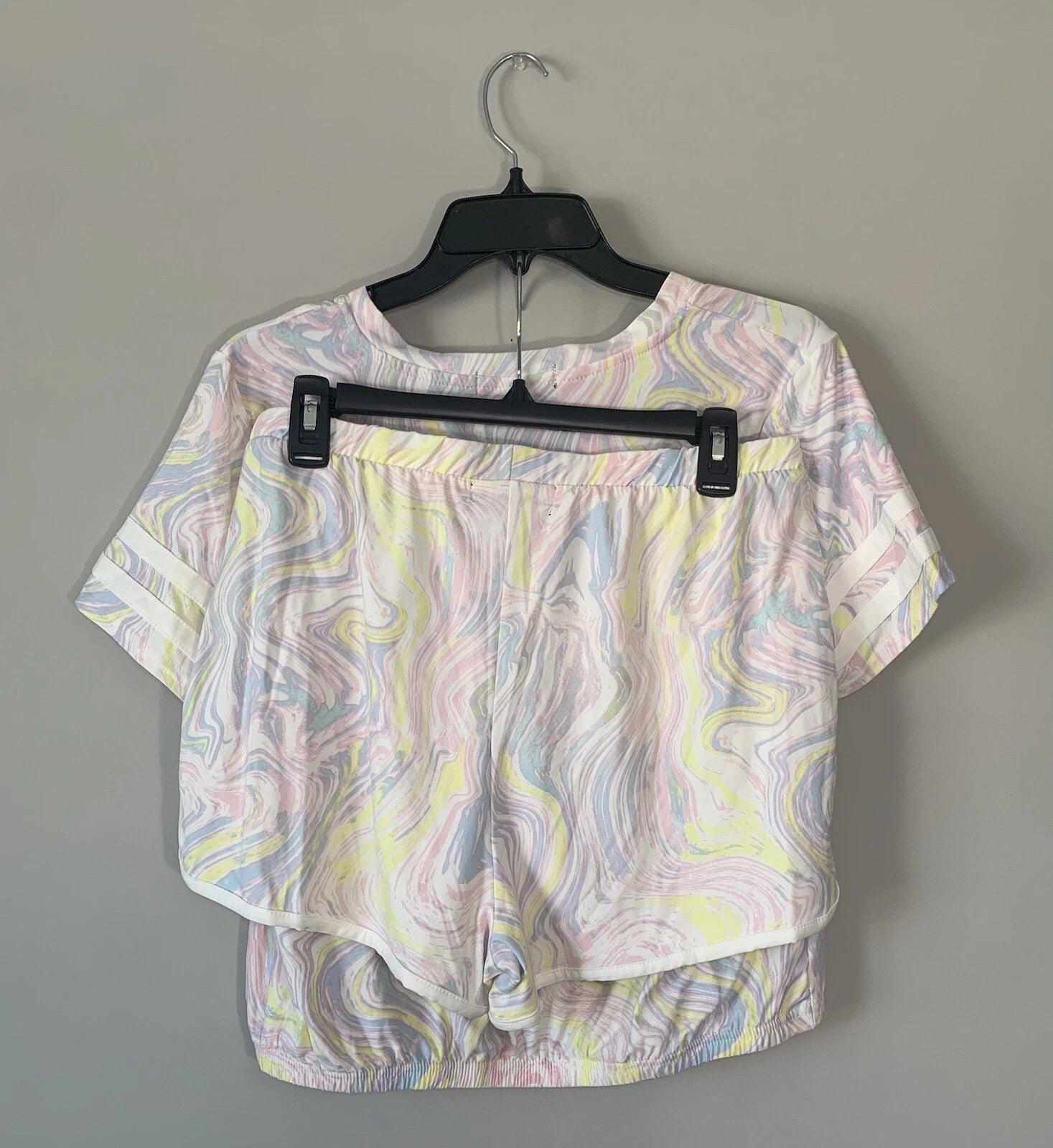 NWT Derek Heart Women’s L Marbled White 2pc Activewear/Sleepwear Pajamas Lounge