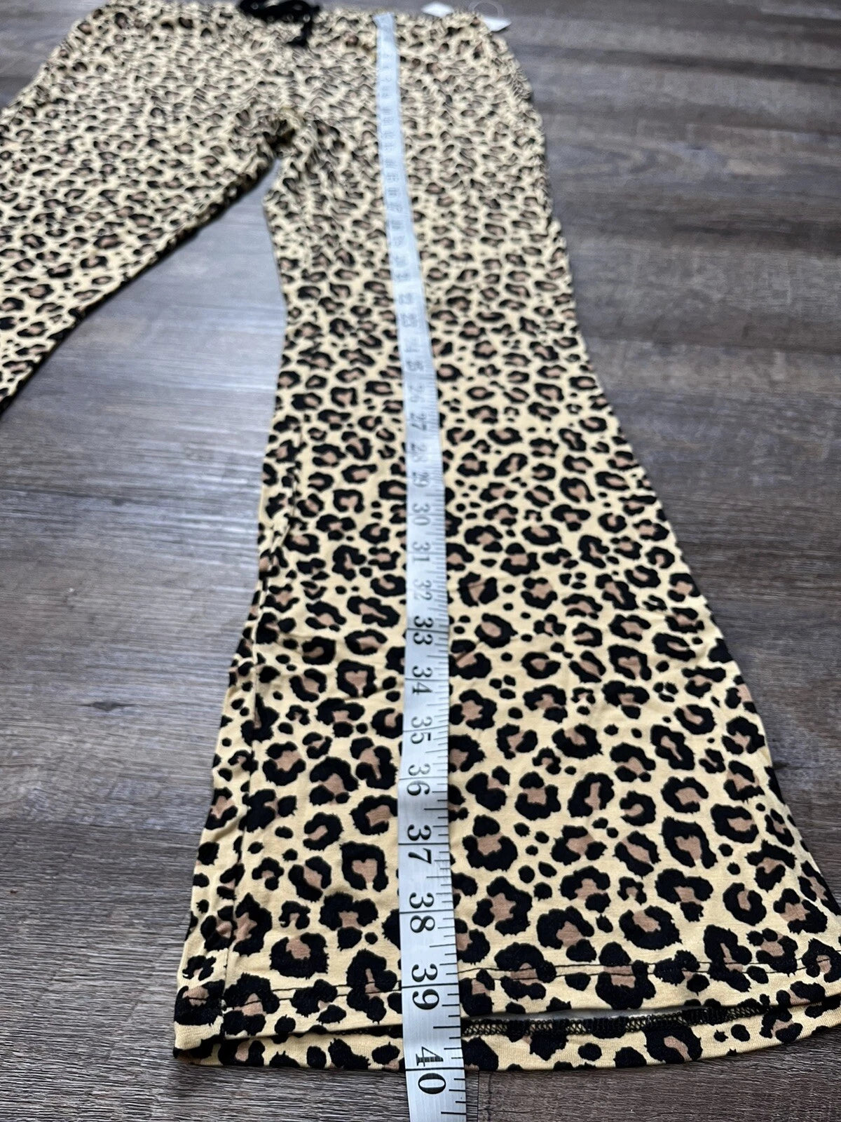 Venus Womens 2 Piece Animal Print Pajama Set Size Medium K8