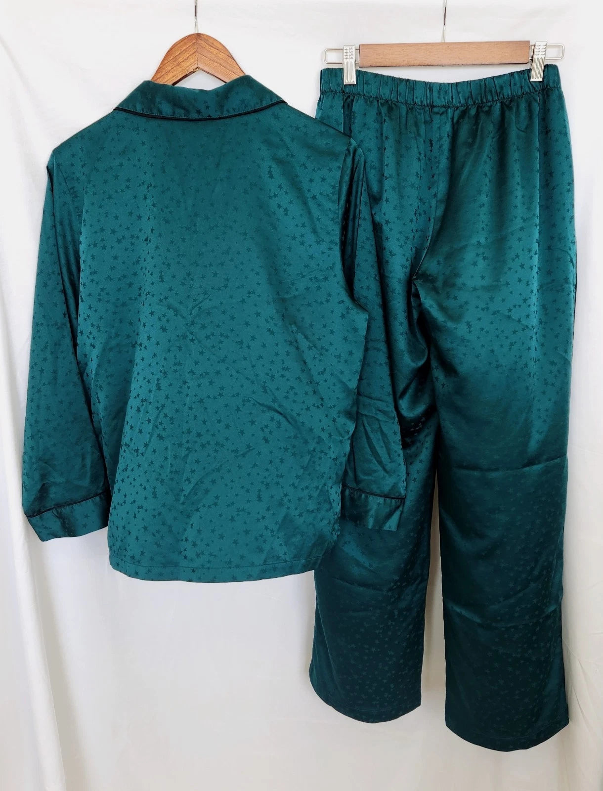 Victoria Secret Green Star Satin Long Sleeve Pajama Set - S