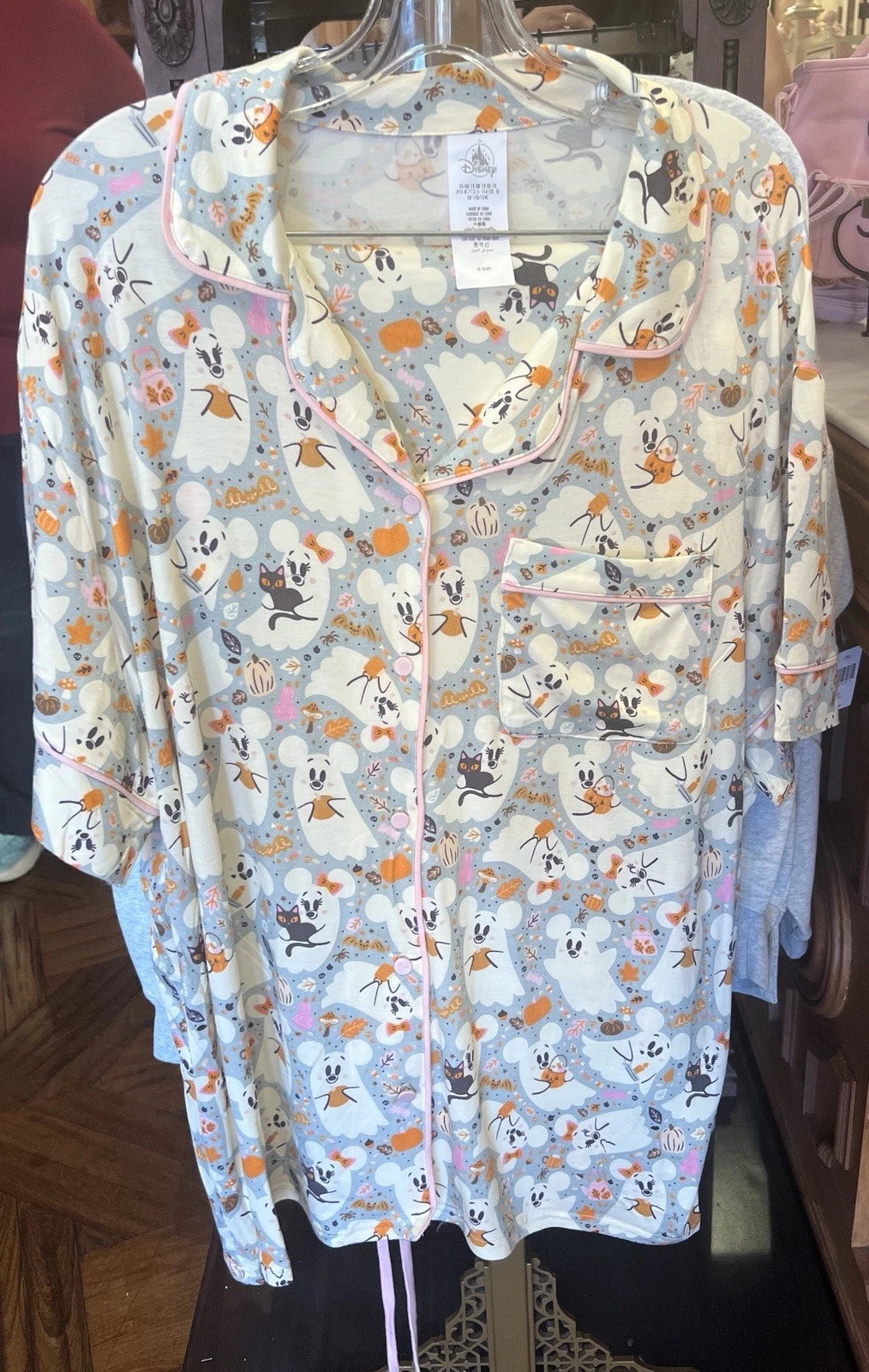 Medium - Disney Parks 2025 Halloween Mickey & Minnie Ghost Pajama Set