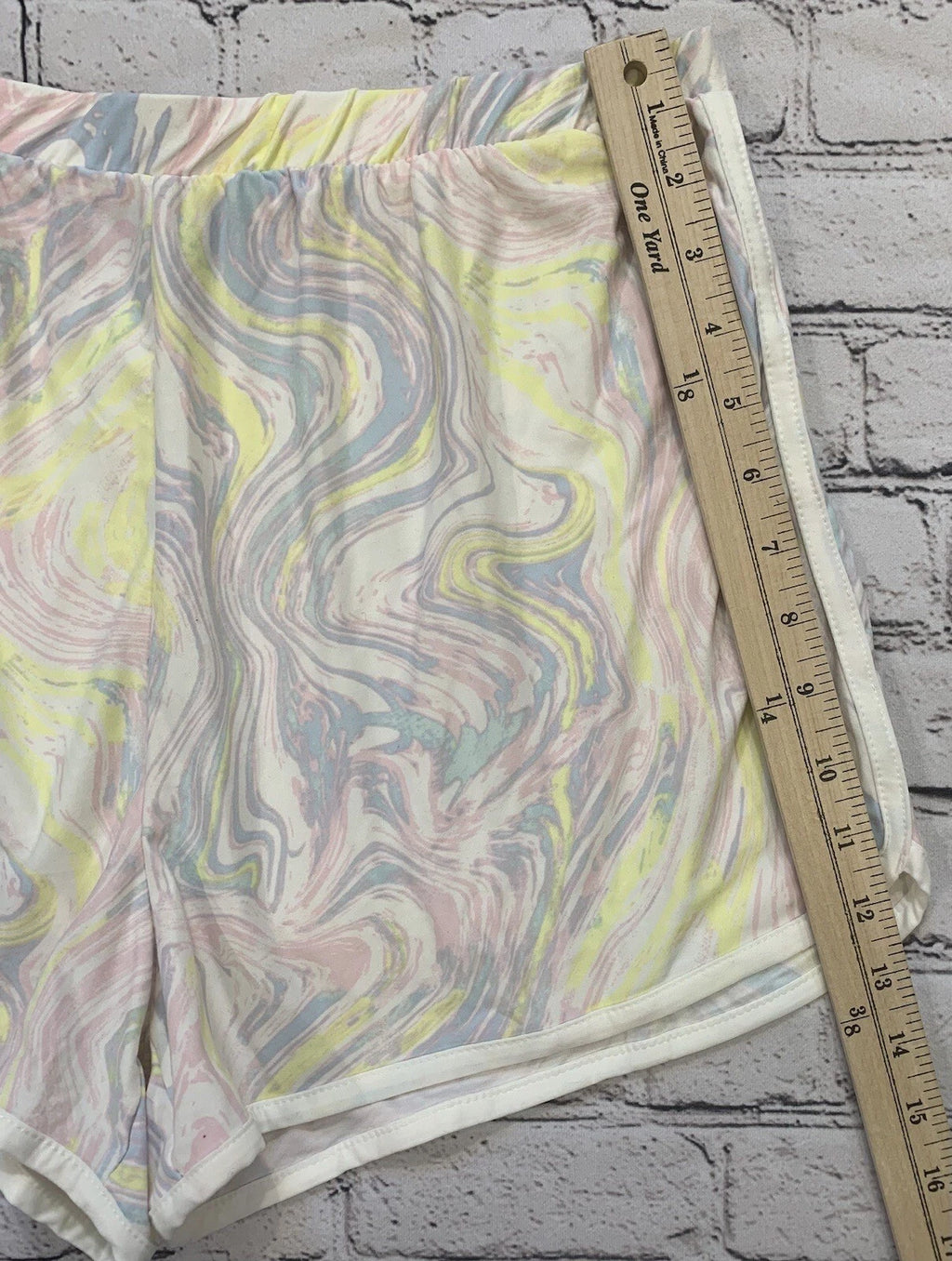 NWT Derek Heart Women’s L Marbled White 2pc Activewear/Sleepwear Pajamas Lounge