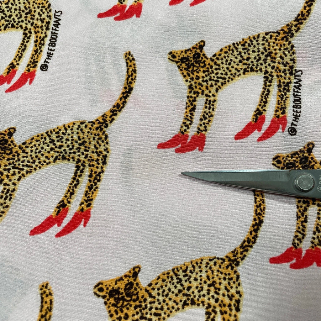 Bouffants Broken Hearts Pajama Set Women Large Pink Cheetah Novelty Sleep Lounge