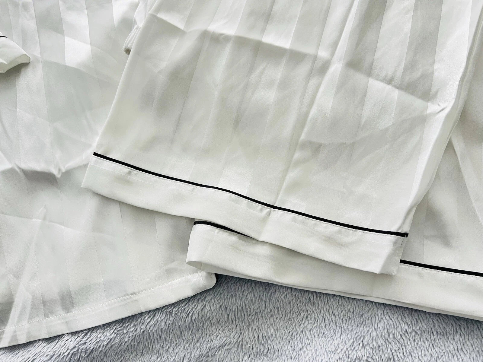 New Women’s Plus Size 5XL White Satin Pyjamas Pjs Sleepwear Set Black Trim