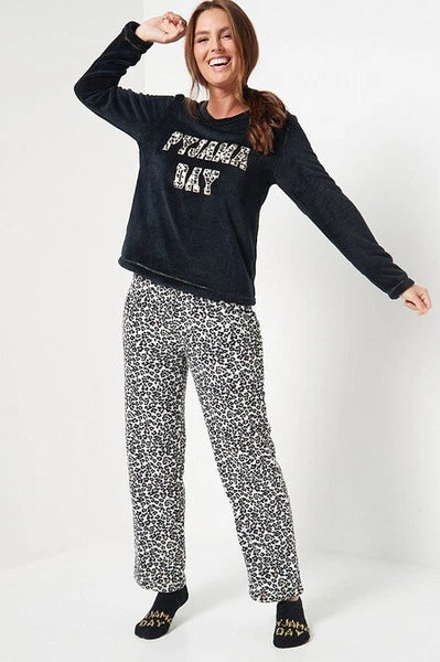 Ladies Womens SUPERSOFT FLEECE Pyjamas and Matching Socks Cosy PJ SET UK 8-26