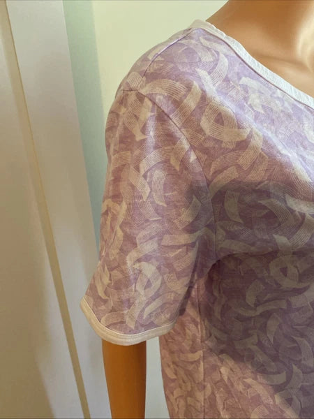 V-Neck Lace Trim Floral Pattern 2-Piece Pajama Set 1x Size