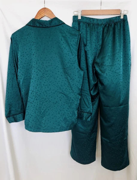 Victoria Secret Green Star Satin Long Sleeve Pajama Set - S