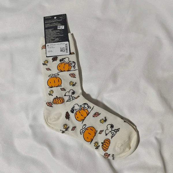 New American Eagle AE x Peanut Snoopy Plush Pajama PJ Set Size M + Socks