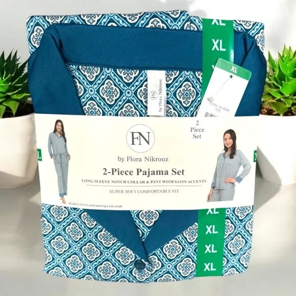 Flora Nikrooz Teal and White Pajama Set Satin Accents 2 Piece